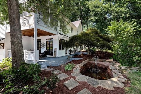 A home in Dacula