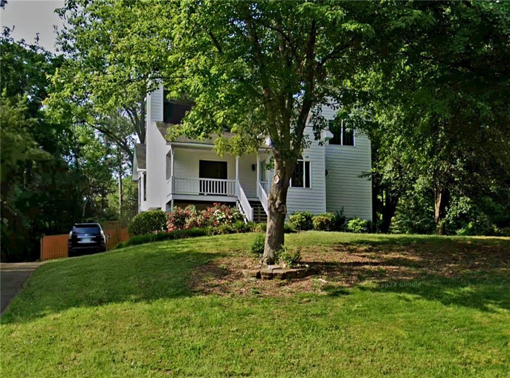 6413 Stanbrough Lane