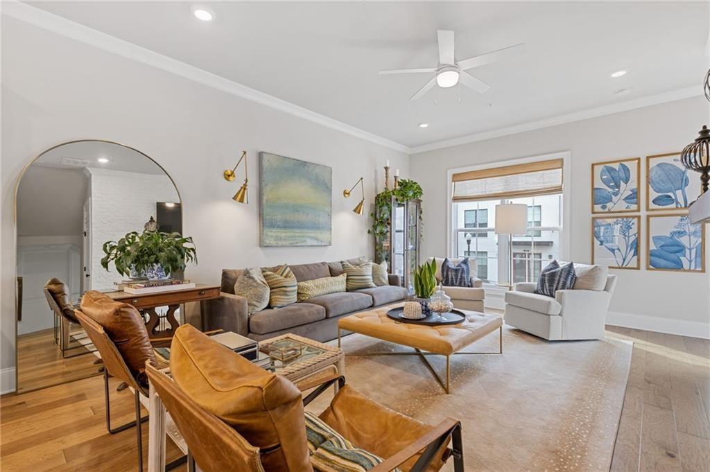 310 Burgess Walk