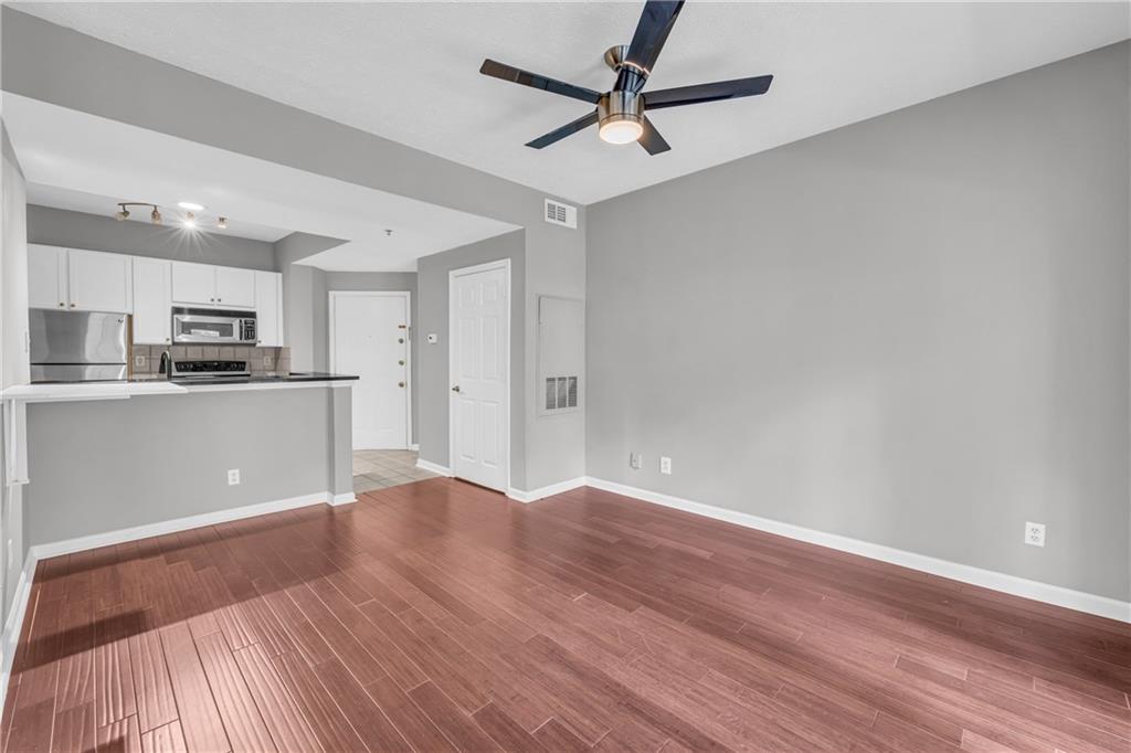 Parkwood Place - Residential