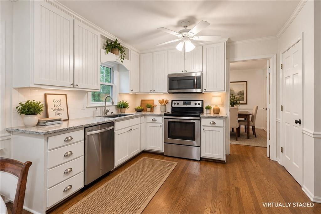 2112 Rockland Court