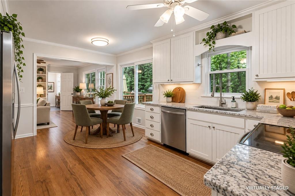 2112 Rockland Court