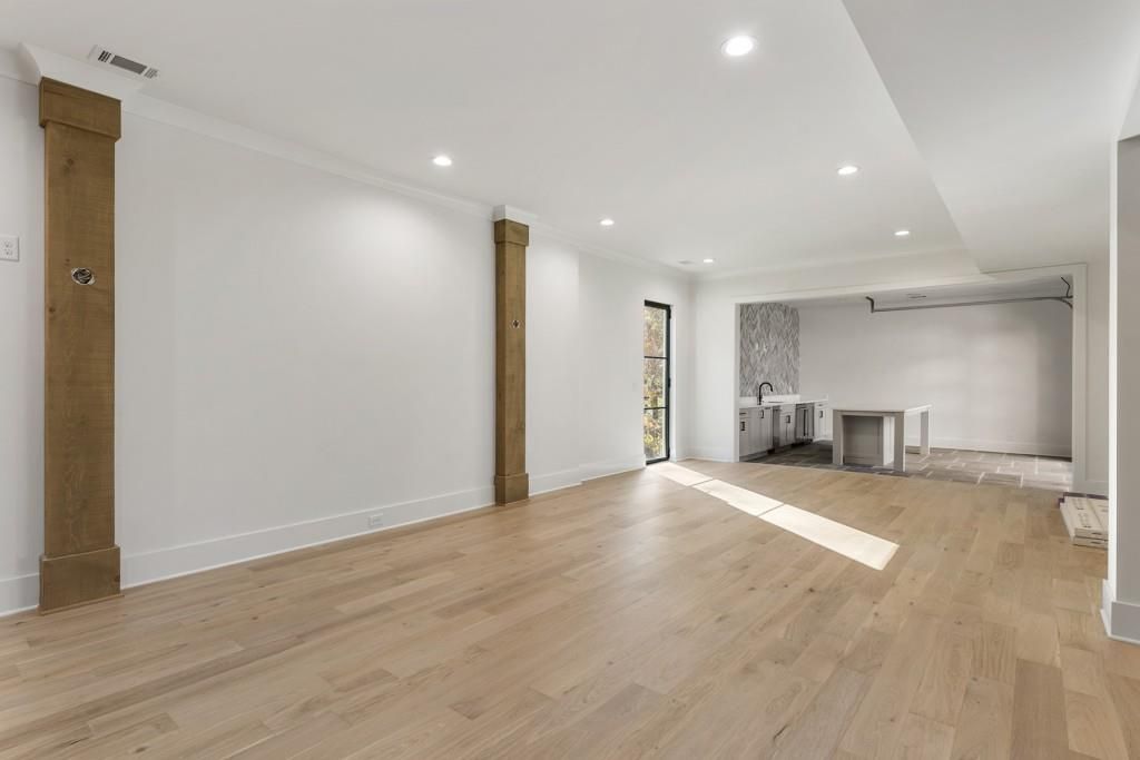 listing image 55