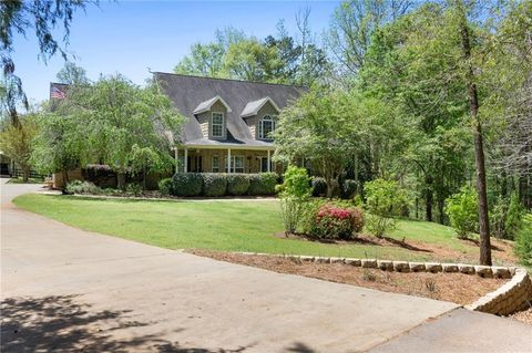 A home in Mcdonough