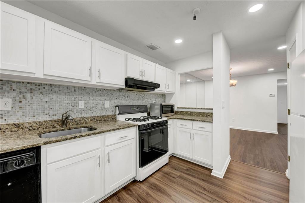 1301 Cumberland Court