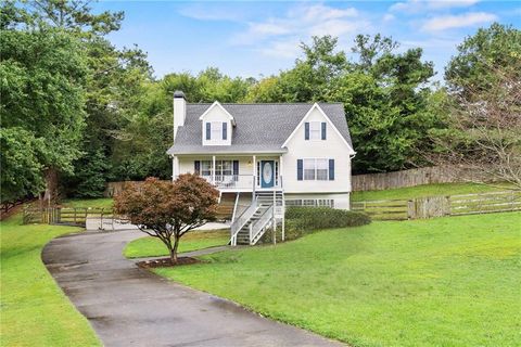 Homes For Sale - 206 Cameron Court<br/> Acworth, GA 30102