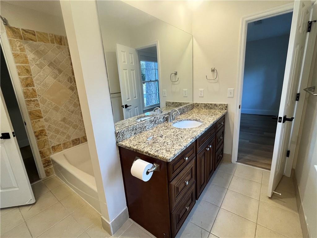 Saddle Ridge Lake - Residential