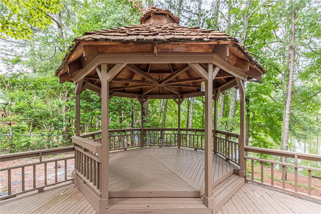 Saddle Ridge Lake - Residential