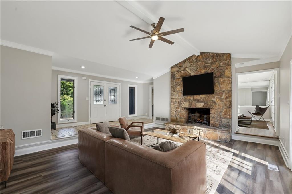 230 Hollyberry Court