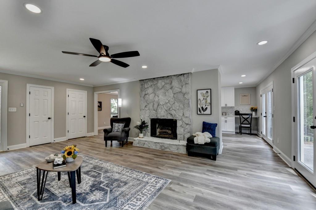 4767 Glenwhite Drive