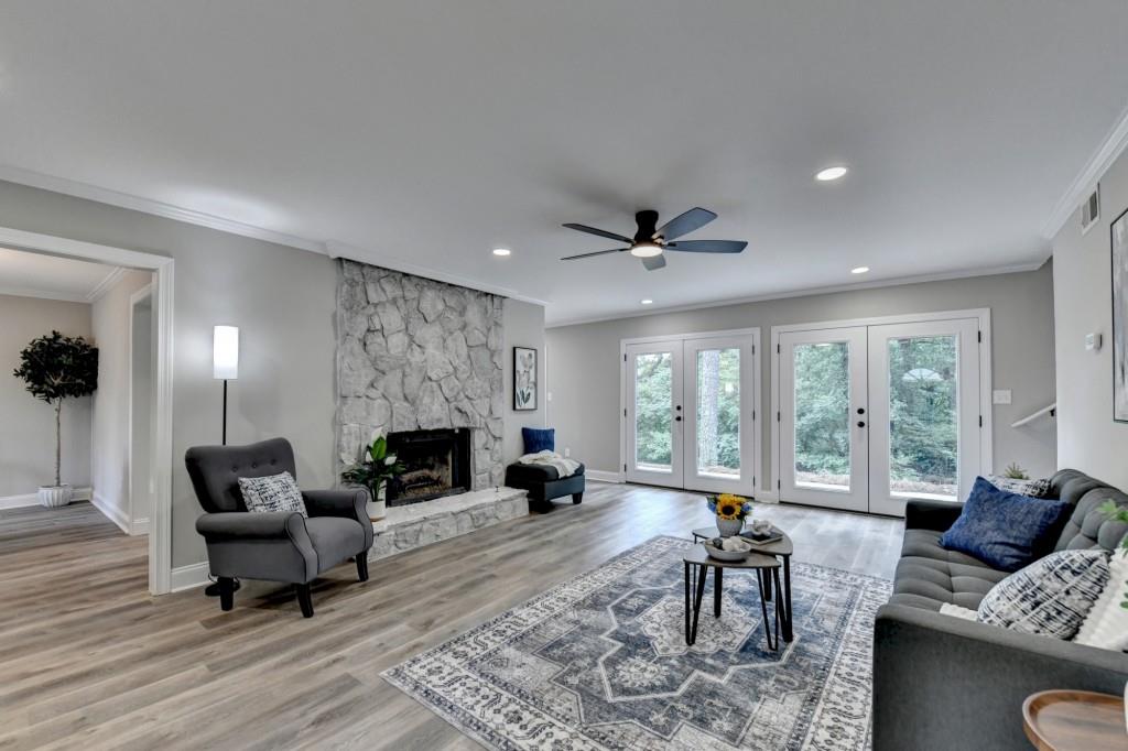 4767 Glenwhite Drive