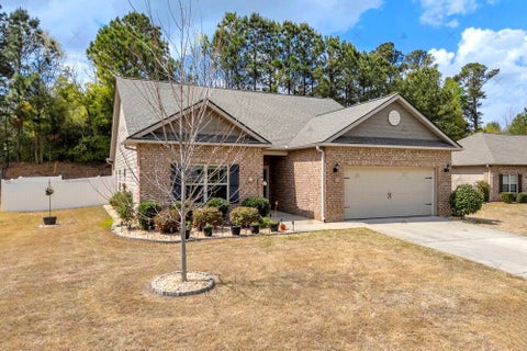 Homes For Sale - 825 Hidden Hollow Circle<br/> Commerce, GA 30529