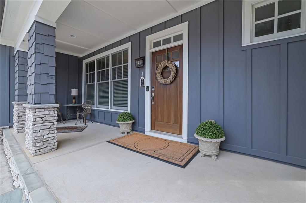 1820 Grand Oaks Lane