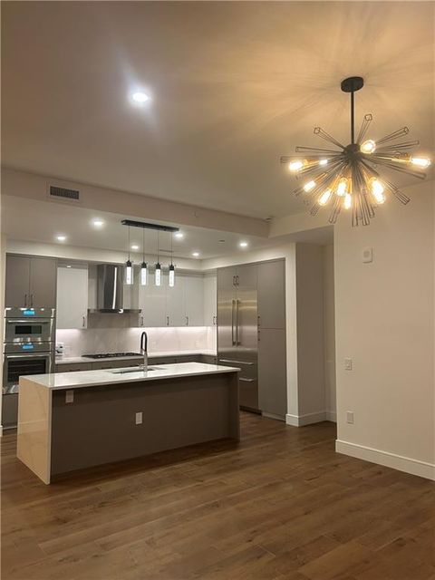 Photo of 2425 Peachtree Road NE #503, Atlanta, GA 30305 (MLS # 7719451)