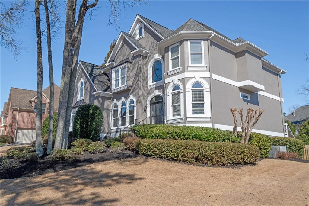 6305 Deerwoods Trail