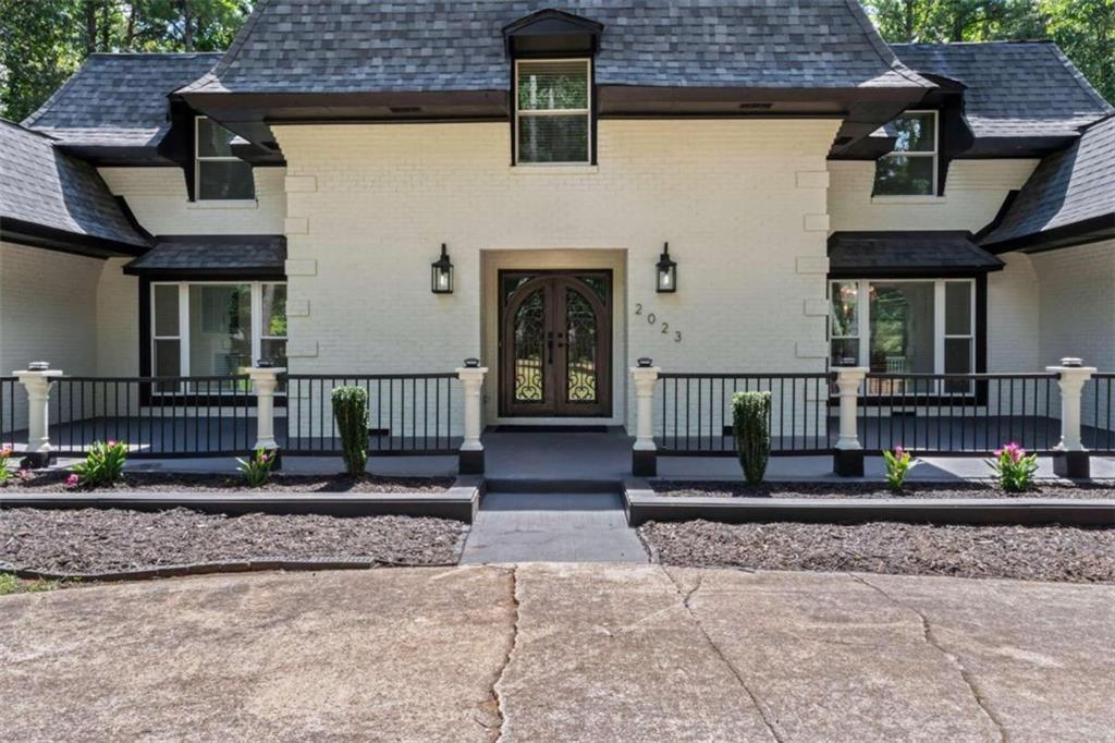 2023 Stoneleigh Drive