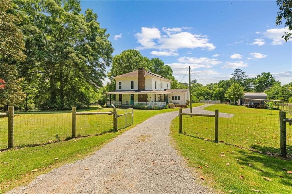 475 Evergreen Road NE
