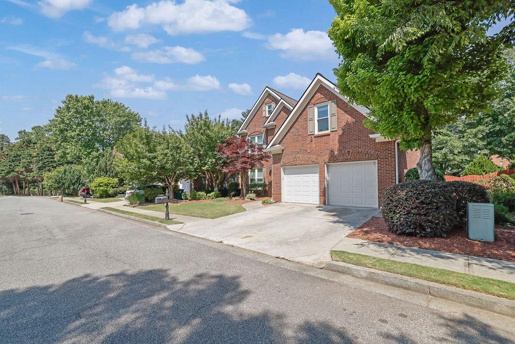 2027 Ivy Ridge Road SE