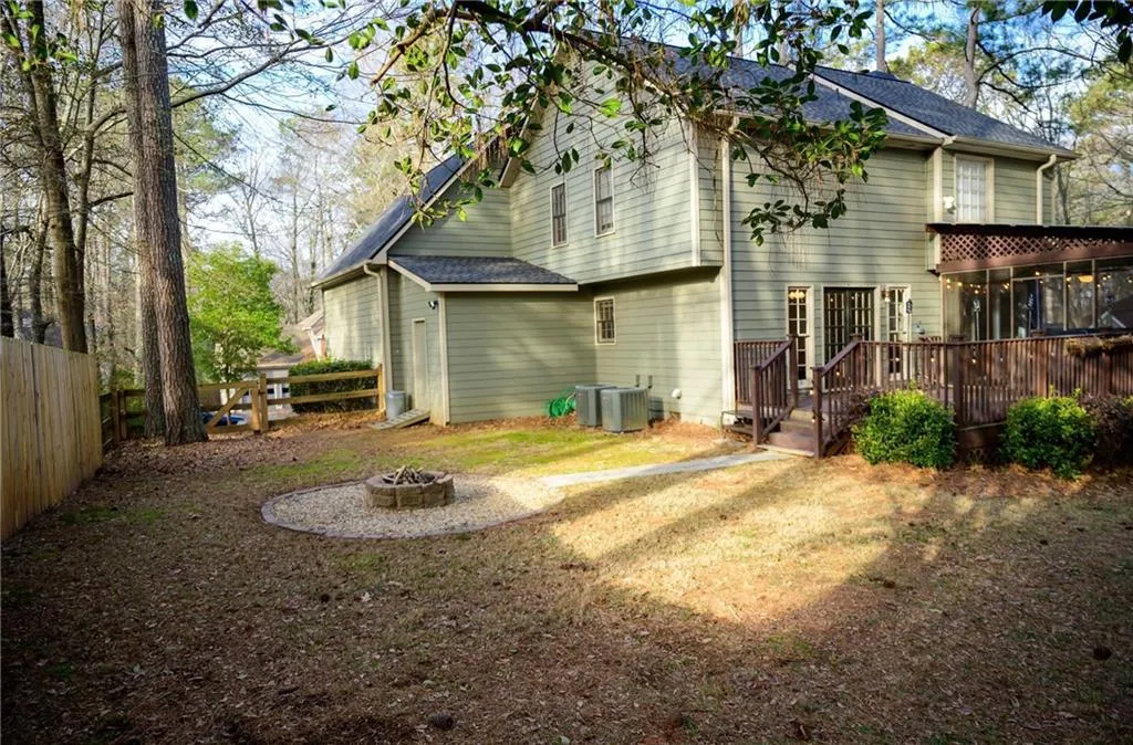 Powder Springs, Georgia 30127, United States, 4 Bedrooms Bedrooms, ,3 BathroomsBathrooms,Residential,Pending,15475