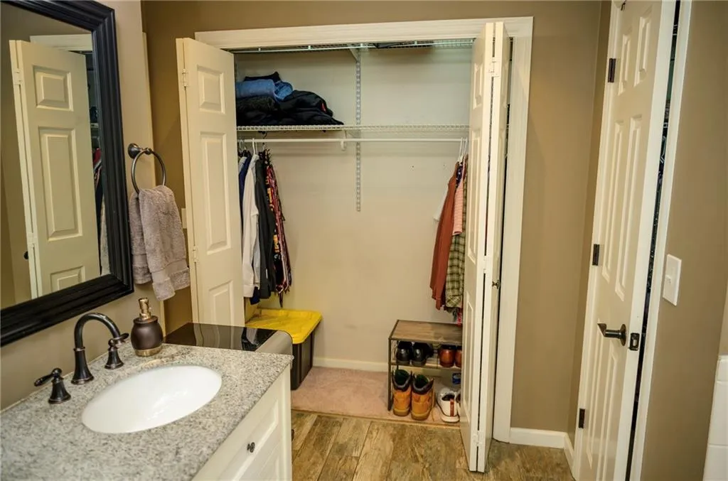 Powder Springs, Georgia 30127, United States, 4 Bedrooms Bedrooms, ,3 BathroomsBathrooms,Residential,Pending,15475