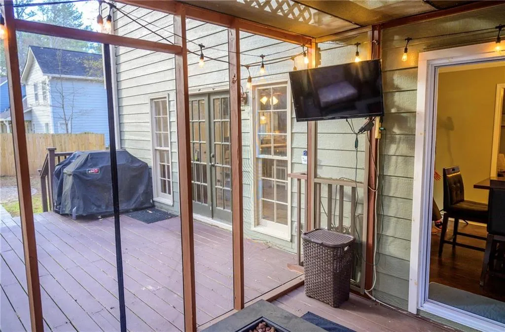 Powder Springs, Georgia 30127, United States, 4 Bedrooms Bedrooms, ,3 BathroomsBathrooms,Residential,Pending,15475