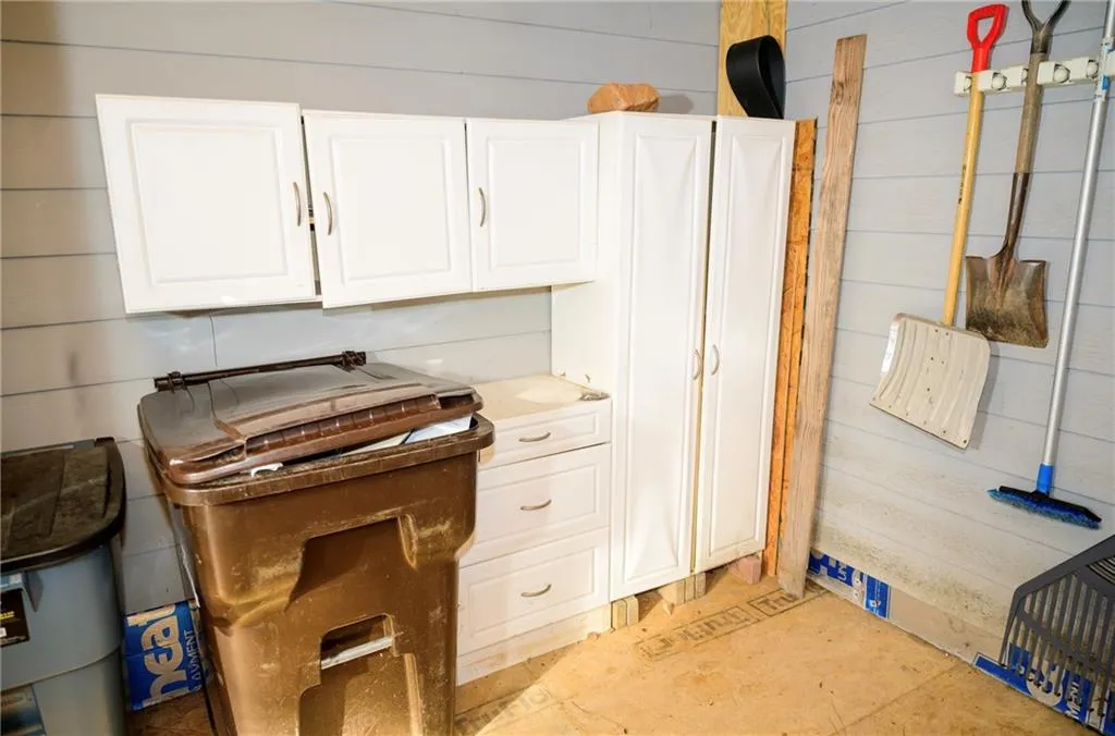 Powder Springs, Georgia 30127, United States, 4 Bedrooms Bedrooms, ,3 BathroomsBathrooms,Residential,Pending,15475