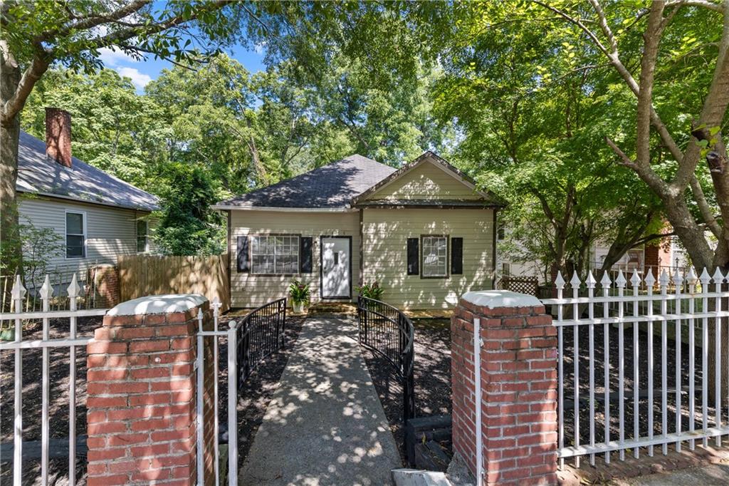 1415 Eric Street SE