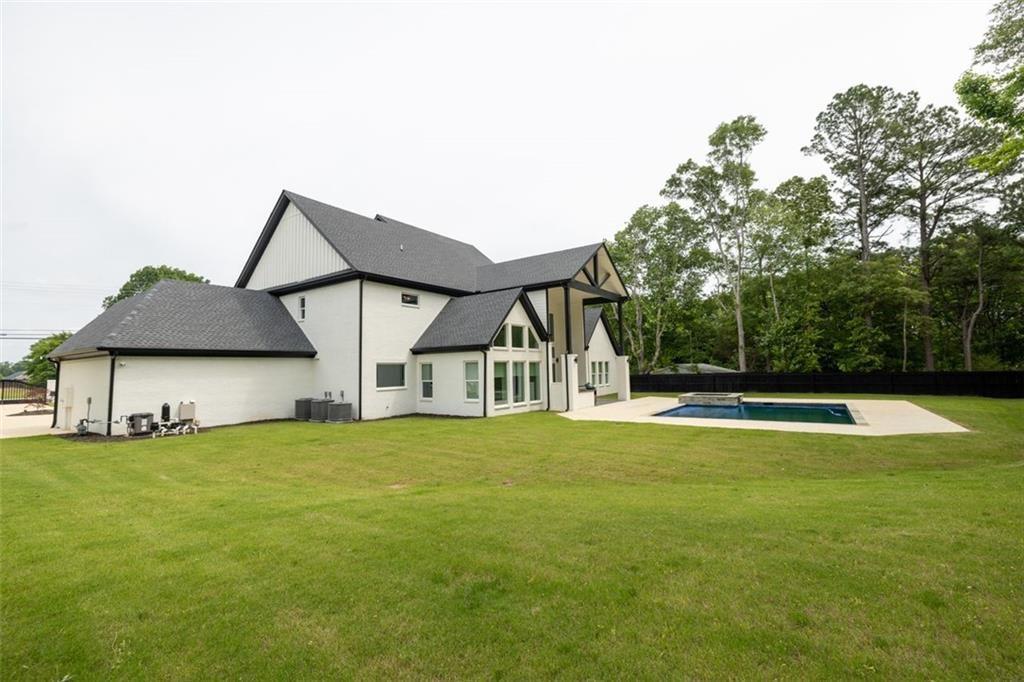 3470 HAMILTON MILL Road