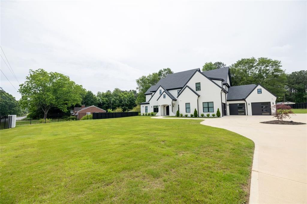 3470 HAMILTON MILL Road