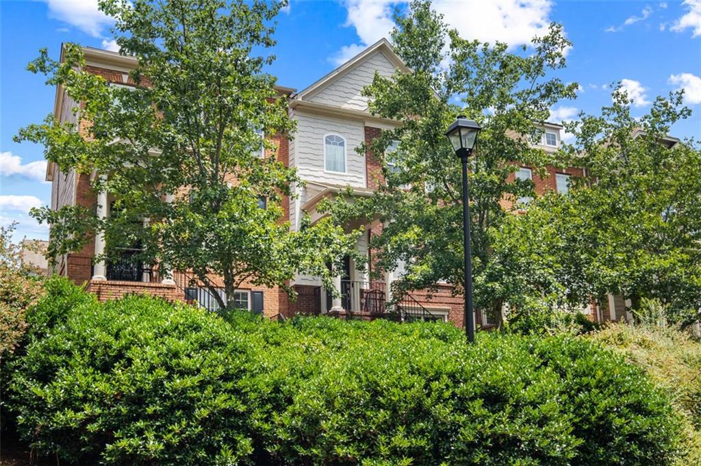 2450 NATOMA Court SE 11