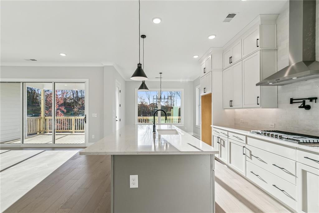 Ellis - Residential