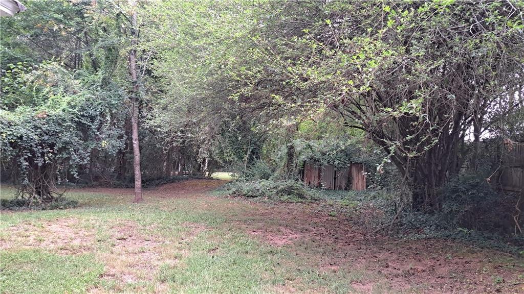 2016 Brockett Road
