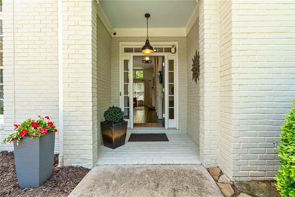 410 Longwood Lane, Alpharetta, Georgia image 6