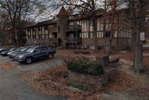 809 CAMELOT Drive College Park GA 30349