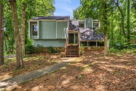 Homes For Sale - 1951 Kinridge Road<br/> Cobb County, Marietta, GA 30062