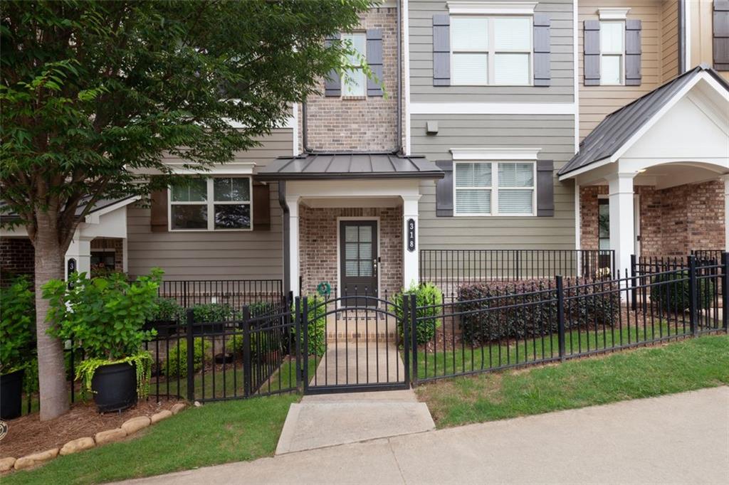 318 LANTANA Lane