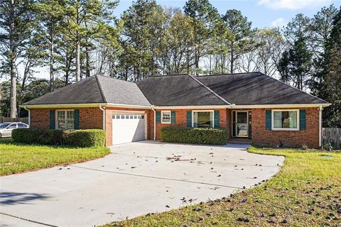 7972 Woods Lane Jonesboro GA 30236