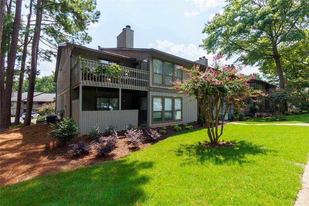 202 Smokerise Circle SE