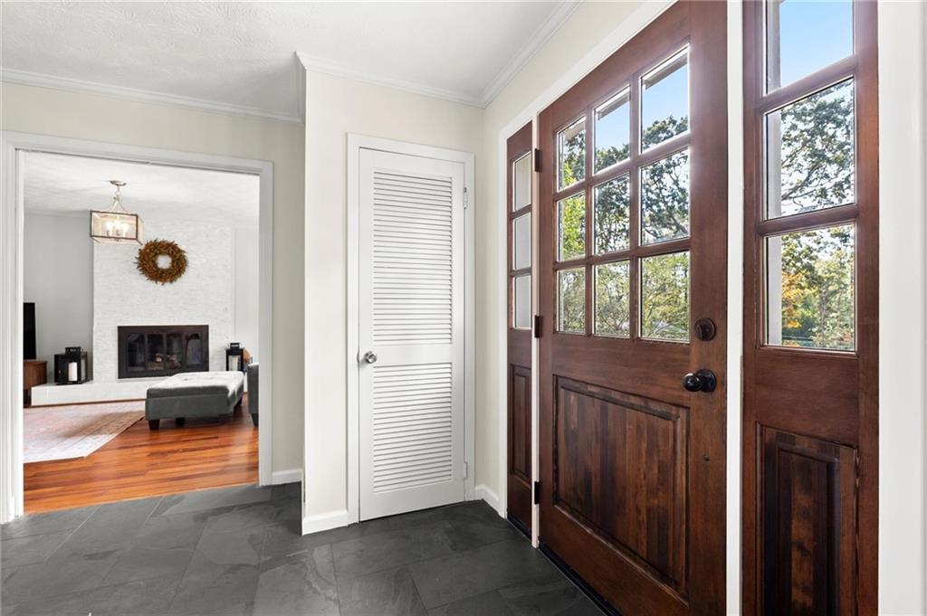 4586 Hunting Hound Lane