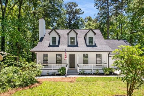 944 Pine Ridge Drive Stone Mountain GA 30087