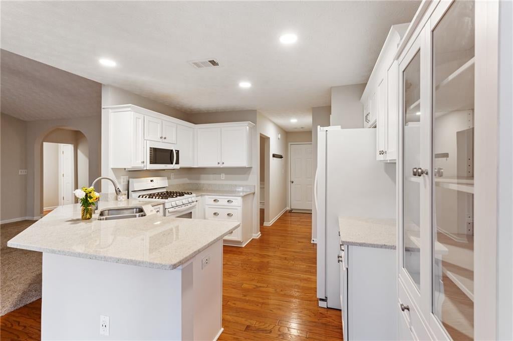 1632 Pinebreeze Drive