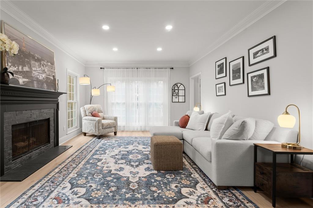 1201 Club Walk Drive NE