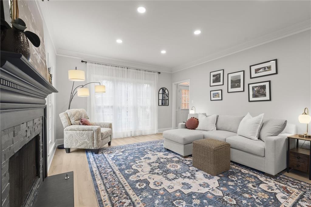 1201 Club Walk Drive NE