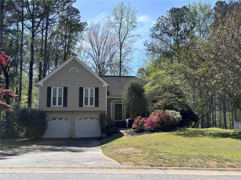 Homes For Sale - 1945 Hobson Court<br/> Cobb County, Marietta, GA 30064
