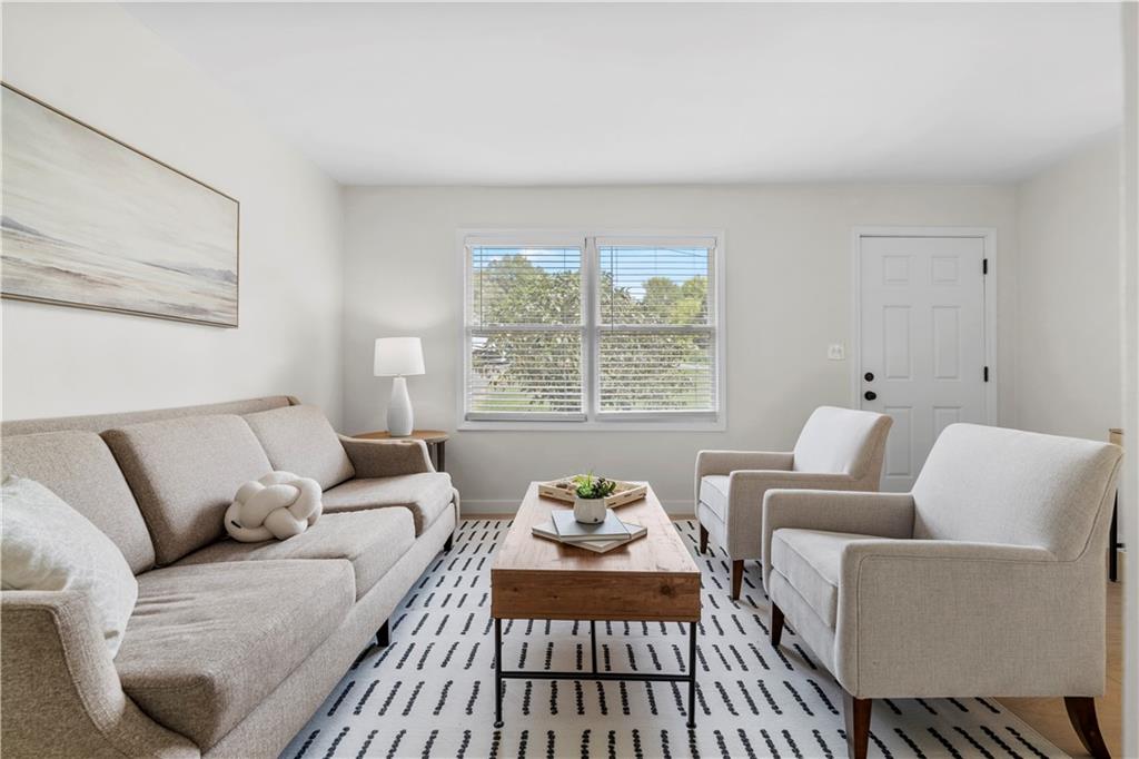 16 Barnesdale Way NE