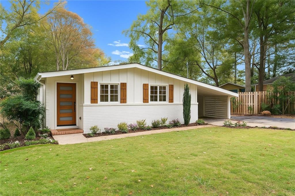 2771 Sherwood Road SE