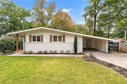 Photo of 2771 Sherwood Road SE, Smyrna, GA 30082 (MLS # 7673350)