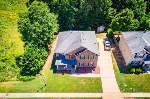 A home in Newnan