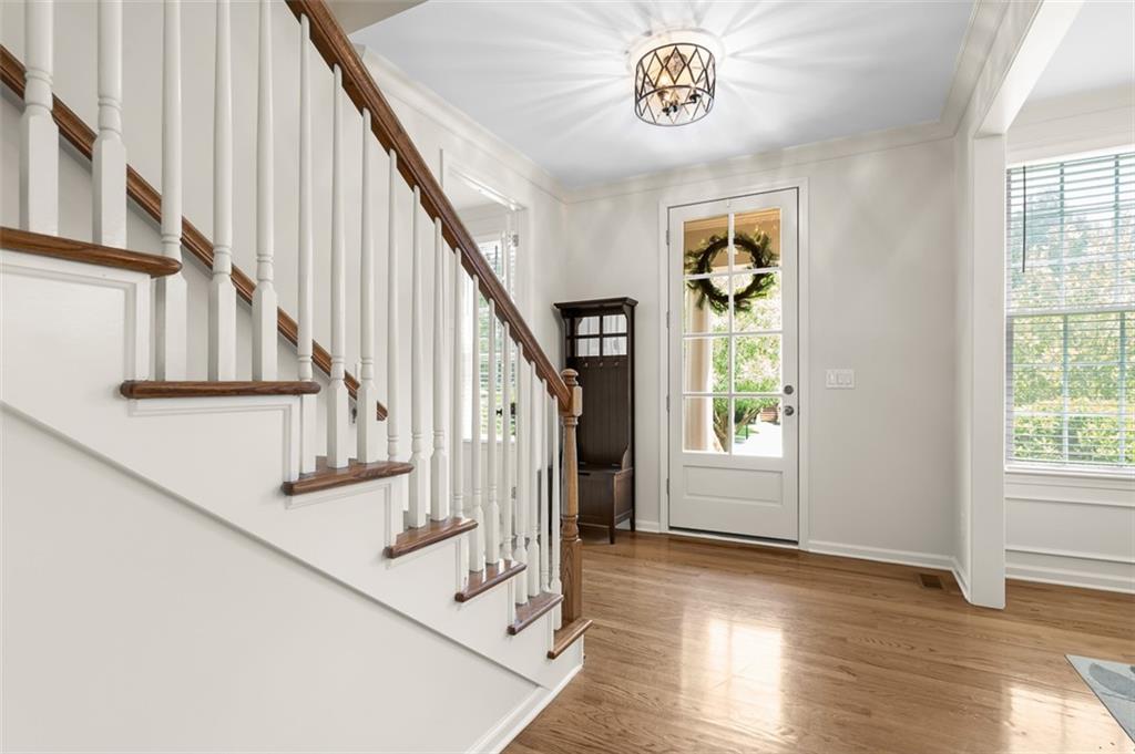 1215 Renaissance Court SE