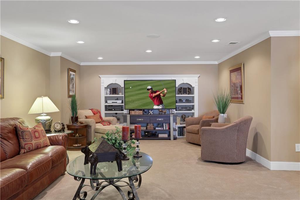 3615 Greenside Court